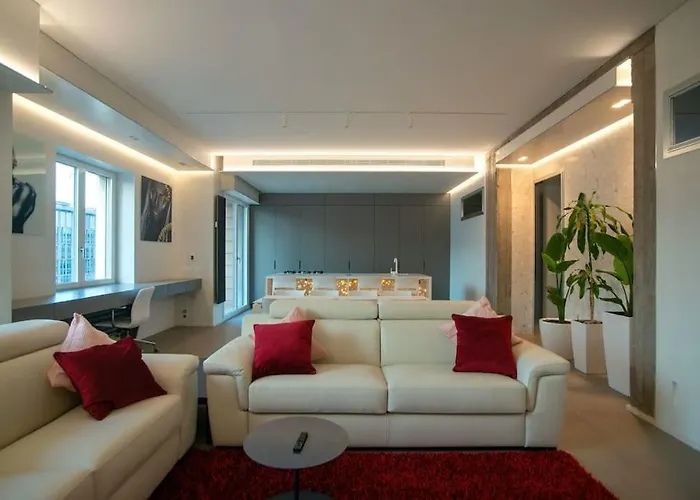 Repubblica Lux Milan